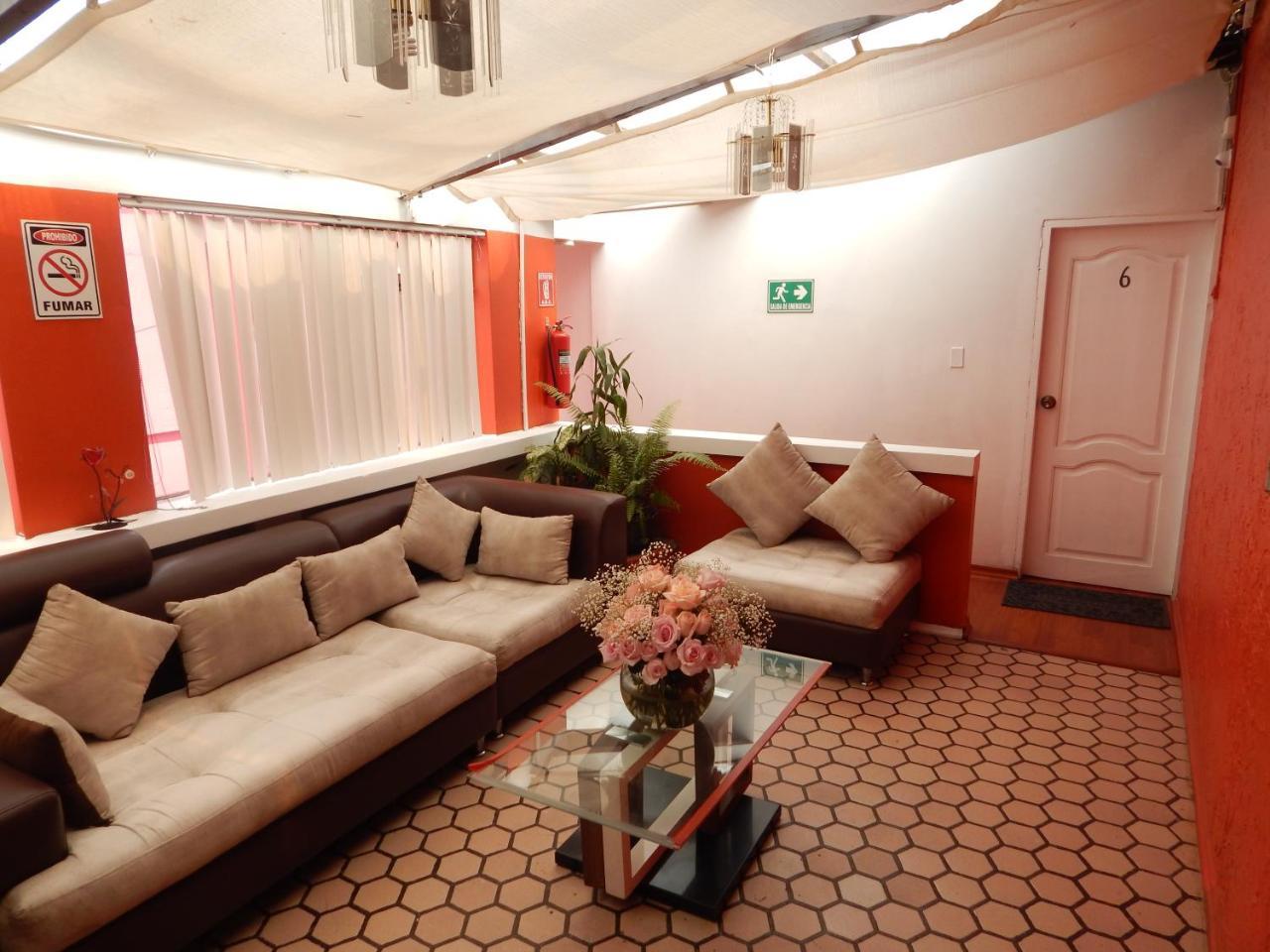 Hostal Imperial キト エクステリア 写真